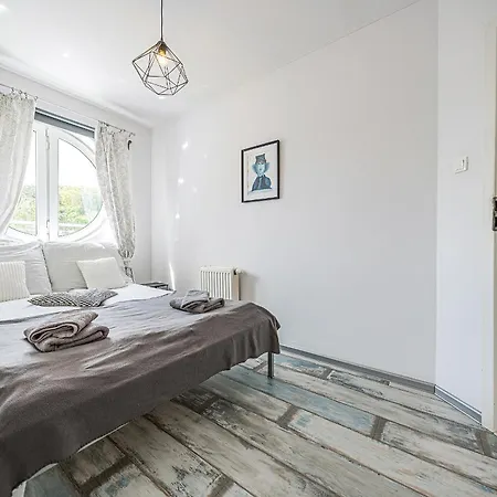 Pomorskie Bernadowska B&w Apartament Gdynia