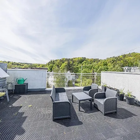 Pomorskie Bernadowska B&w غدينيا